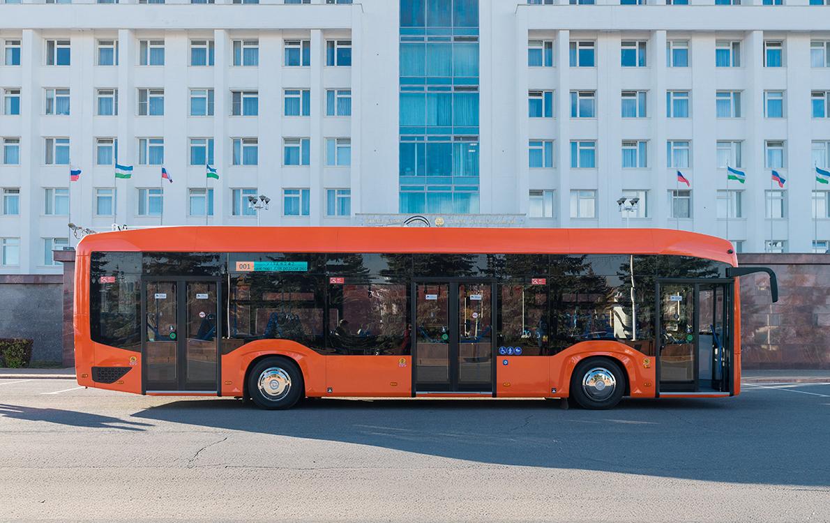 Троллейбус УТТЗ 6242